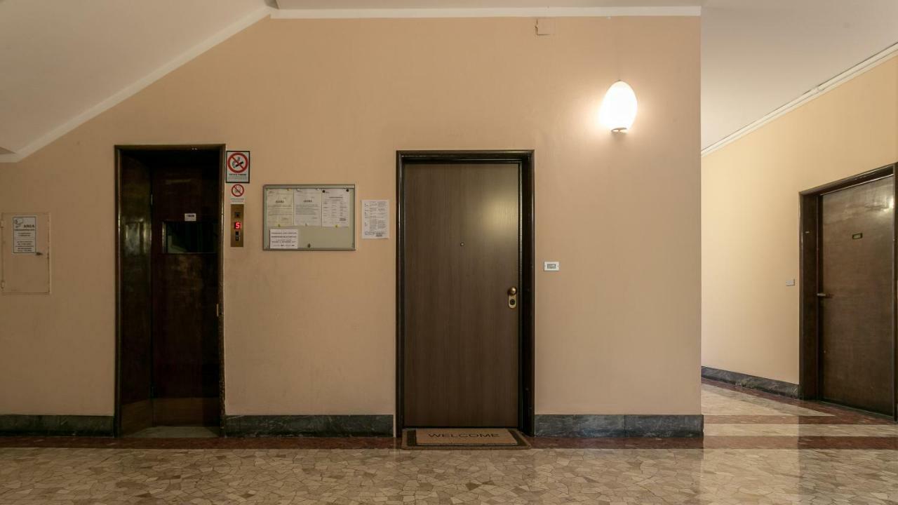 Next Stop - Central Station Milan Extérieur photo
